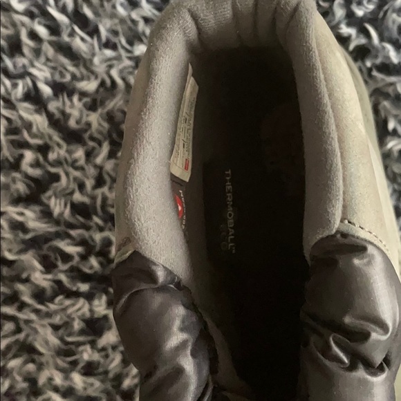 Snow boots - Picture 3 of 4